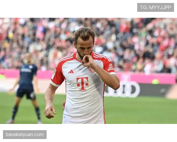 凯恩与莱万终结能力、战术角色及历史地位对比分析