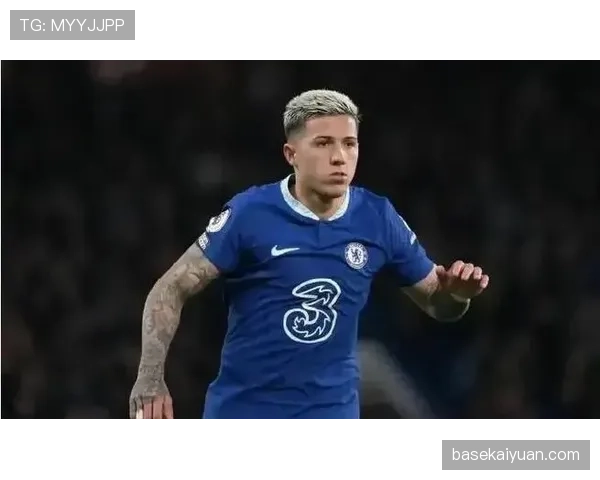 卡马文加与贝林厄姆：全能中场的战术定位与比赛影响力差异解析